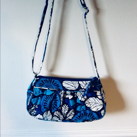 Vera Bradley Crossbody purse - Picture 4 of 4